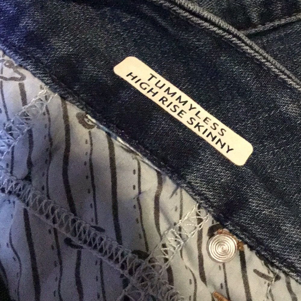 S1159 High Rise Skinny w/29.5" Inseam👖Seven7 Tummy Less Women's Size 14 Jeans - Picture 6 of 8
